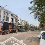 Mặt phố siêu hiếm nhà bán - kinh doanh sầm uất nhất gia lâm diện tích rộng vỉa hè rộng 8m