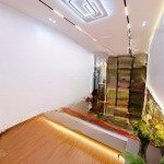 Siêu phẩm duy nhất 30m2, 6,1 tỷ tại tây hồ, full nội thất, 3 phòng ngủ wc khép kín