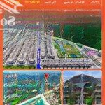 Bán căn shophouse 100m2 đối diện trường học và nhà ở xã hội tại dự án vinhomes ocean park 3