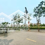 135m2 -mặt tiền 7.5m -phố mới trần đăng khoa -ngay công viên hồ điều hoà -phố cổ linh chợ hoa hiêms