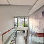 Nhà mới đẹp, hxh, ngay lê trọng tấn, 4,5x15m, 2 tầng, chỉ 5,3 tỷ!