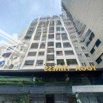 Gia đình cần bán căn hộ 3pn 140m2 chung cư intracom 2 cầu diễn, full nội thất, view thoáng