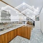 Bán nhà lò đúc, 40m2 x 5 tầng, lô góc, full nội thất, ngõ ô tô, vừa ở vừa kinh doanh