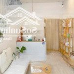 Nhà 3 tầng mặt phố hàn quốc sát biển mỹ khê dòng tiền 150 triệu