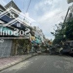 Nhà phố tại phan văn trị, khu bàn cờ, dt 4x18m, 3 tầng, ở hoặc làm vp cty thuận lợi