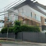 Cơ hội đầu tư dòng tiền khủng nhà hẻm xe hơi nguyễn trãi, quận 1. dt: 9,9x20m vuông chỉ 30 tỷ!