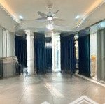 Cần bán gấp penthouse scenic valley 1, 151m2, 3pn, 2wc, giá cực tốt - nhà mới siêu đẹp