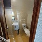 Share lại một phòng ngủ có toilet riêng trong căn hộ 74m2 (nam)