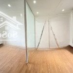 Giảm giá kịch sàn studio 1pn tách bếp ngay công viên làng hoa