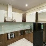 Chính chủ bán chung cư hoàng quốc việt 3 ngủ 5 tỷ 0382276666
