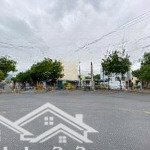 03 mt hồ nghinh - trần đình đàn - dt 262m2 . sát biển.