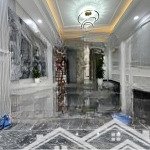 Bán nhà phố giang văn minh dt 35m2 6 tầng thang máy giá 7,9 tỷ - 30m ô tô tránh lh 0985342385