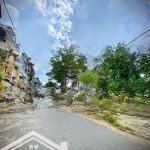 Nhà mặt tiền 4 tầng cạnh công viên cực hiếm. bước chân ra global city. khu quy hoạch đồng bộ đẹp đẽ