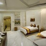 Bán khách sạn khu sân bay, 5 tầng, ngang 8 x 27m, bạch đằng, phường 2, tân bình, giá 55 tỷ