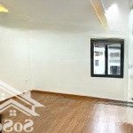 Chính chủ cần bán nhà tứ hiệp nhà mới king kong 5 tầng hơn 5 tỷ xíu