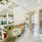 Ngay khu phan xích long phú nhuận, nhà gần 40m2, 2pn, hẻm xe hơi chỉ 5.x tỷ