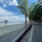 Bán tòa dịch vụ tại võng thị, sổ 63m2, 8 tầng thang máy, view hô tây, dân xây chắc chắn