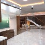 Bán nhà xinh ngang lớn hxh 6m thông chu văn an p.12 vào ở ngay. giá siêu rẻ 9.8 tỷ thương lượng