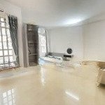 Cho thuê căn hộ q3_ban công thoáng_máy giặt riêng_gần chùa pháp hoa_kênh nhiêu lộc