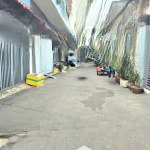 Bán nhà 3 lầu có 9pn. thu nhập cao hẻm nhựa tân bình