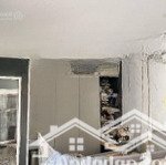Trần hưng đạo q5 - 47.1m2 - xe hơi đỗ cửa - sát mặt tiền - nở hậu nhẹ đẹp - mới ở ngay - 8.1 tỷ