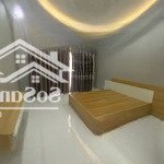 Cho thuê nhà ngay hẻm 76/8 phan đăng lưu, 3lầu st, 4p 5wc full nội thất giá 19 triệu