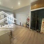 Phú diễn lô góc ô tô 7 chỗ vào nhà ngõ thông 20m ra mặt phố. nhà dân xây chắc chắn lắp được thang