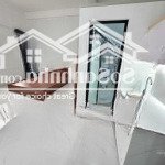 Ccmn 8 tầng thang máy và thang bộ tại ngõ 1008 láng và 157 chùa láng giá 2,5tr 2.7tr 3,2tr 4,5tr