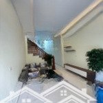 7,4 tỉ có nhà đẹp ở võ chí công 36 m2, 5 tầng, mặt 5,4 m dân xây, tiện ích bạt ngàn