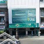 Bán nhà bề ngang lớn mặt tiền đường thương hiệu - quận 1 ( ngang 11m ) - hợp đồng thuê 300 triệu