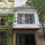 Bán nhà liền kề ngõ 37 trần kim xuyến dt: 75m2 x 4,5t. mt: 5m , đường 2 ô tô tránh nhau