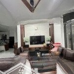 Chủ cần bán gấp lk foresa xuân phương 92m2*4 tầng, view công viên, hoàn thiện đẹp, giá đầu tư