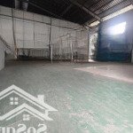 Cho thuê xưởng 600m2, pccc, đường công tại dĩ an, bình dương