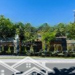 Cho thuê mặt bằng rộng quay ra biển mặt tiền đường phạm văn đồng, vĩnh hoà