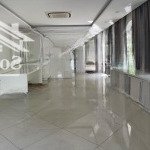 Cho thuê văn phòng tầng trệt 120m2 tại kdc him lam quận 7 giá 20tr/th