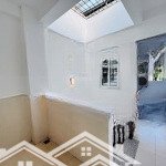 Bán nhà vũ trọng phụng 35m2, 4pn, giá hời 6.4 tỷ