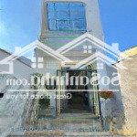 Chị cần ra ngộp căn nhà ngay gần trường tiểu học định hoà 2!