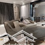 Cho thuê gấp bt hoa lan 450m2 có sông, có hầm, gần trường bis full nội thất mới giá 45 triệu/tháng