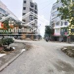 Bán 50m đất dịch vụ a tặng nhà c4 mặt trục chính vị trí đắc địa kinh doanh tốt. giá đẹp đtư 10.5 tỷ