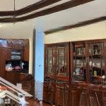 Bán nhà tân mai - nhỉnh 6 tỷ - 50m2. 4 tầng, mới đẹp - ngõ thông - ô tô đỗ cổng