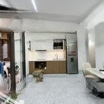 Vị trí vàng ngọc lâm - mặt tiền rộng - thoáng trước sau - ô tô vào nhà - cách mipec 400m - tiện ích
