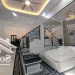 Bán nhà tân mai - nhỉnh 6 tỷ - 50m2 - 4 tầng - ngõ thông - oto đỗ cổng