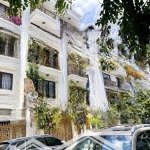 Cần chuyển nhượng căn liền kề 63m phân khu cát tường đối diện công viên nội khu. sát giá gốc