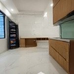 Bán toà ccmn ngã tư liễu giai - đội cấn, ngõ to gần phố, 10p khép kín, thang máy, đủ pccc, giá rẻ
