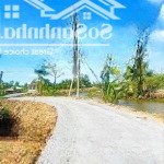 Cần bán lô đất vườn view kênh lớn gần sông vàm cỏ mát mẻ. bình đức, bến lức kế trường học, ô tô lớn
