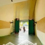 Cần bán nhà 2 tầng kèm dãy trọ 7 phòng đang cho thuê,dt đất gần 200m giá có 2,7ty ạ.