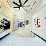 Bán nhà lạc long quân, ngõ to, nông, gần ngay phố, nhà đẹp, ở luôn, dân trí, xây chắc chắn 38m2
