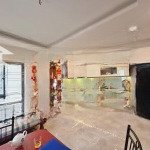 Lacasta văn phú, lô góc, vỉa hè kinh doanh sàm uất, 3 làn ô tô tránh nhau, dt 75m, giá 23.5 tỷ.