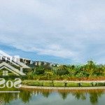 Cần bán 1 lô view trực diện khách sạn giá chỉ 1ty2 ( tặng móng)