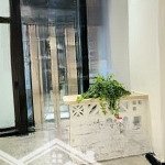 Bán gấp, giá đầu tư, mặt phố cự lộc, 2 thoáng, kinh doanh đỉnh, ko quy hoạch, 38m2 5 tầng 12 tỷ.
